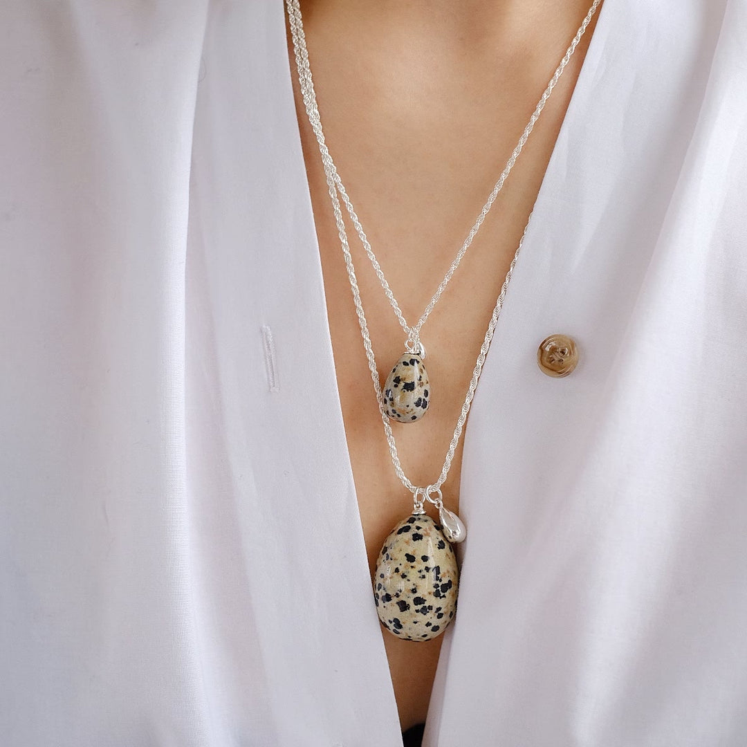 Exquisite baroque pearl necklace: elevate your look with timeless elegance