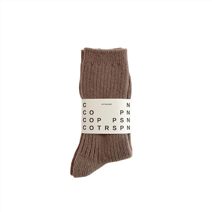The Hot Chocolate wool-blend socks have a light and creamy brown shade.