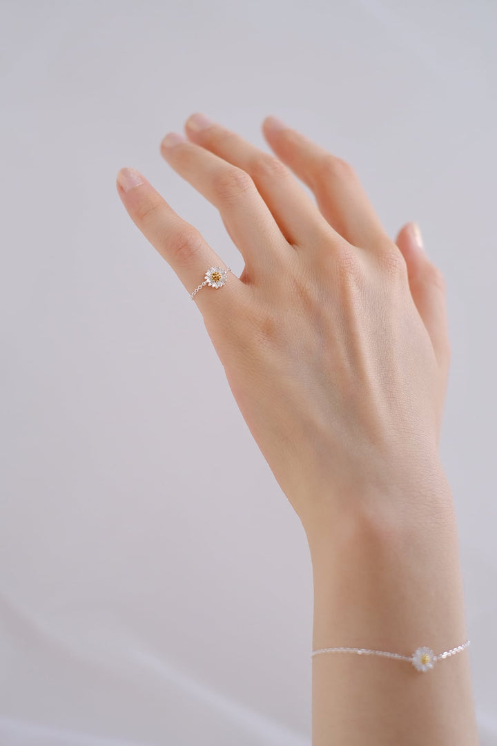 Add a touch of nature-inspired elegance to any outfit with these delightful silver accessories.