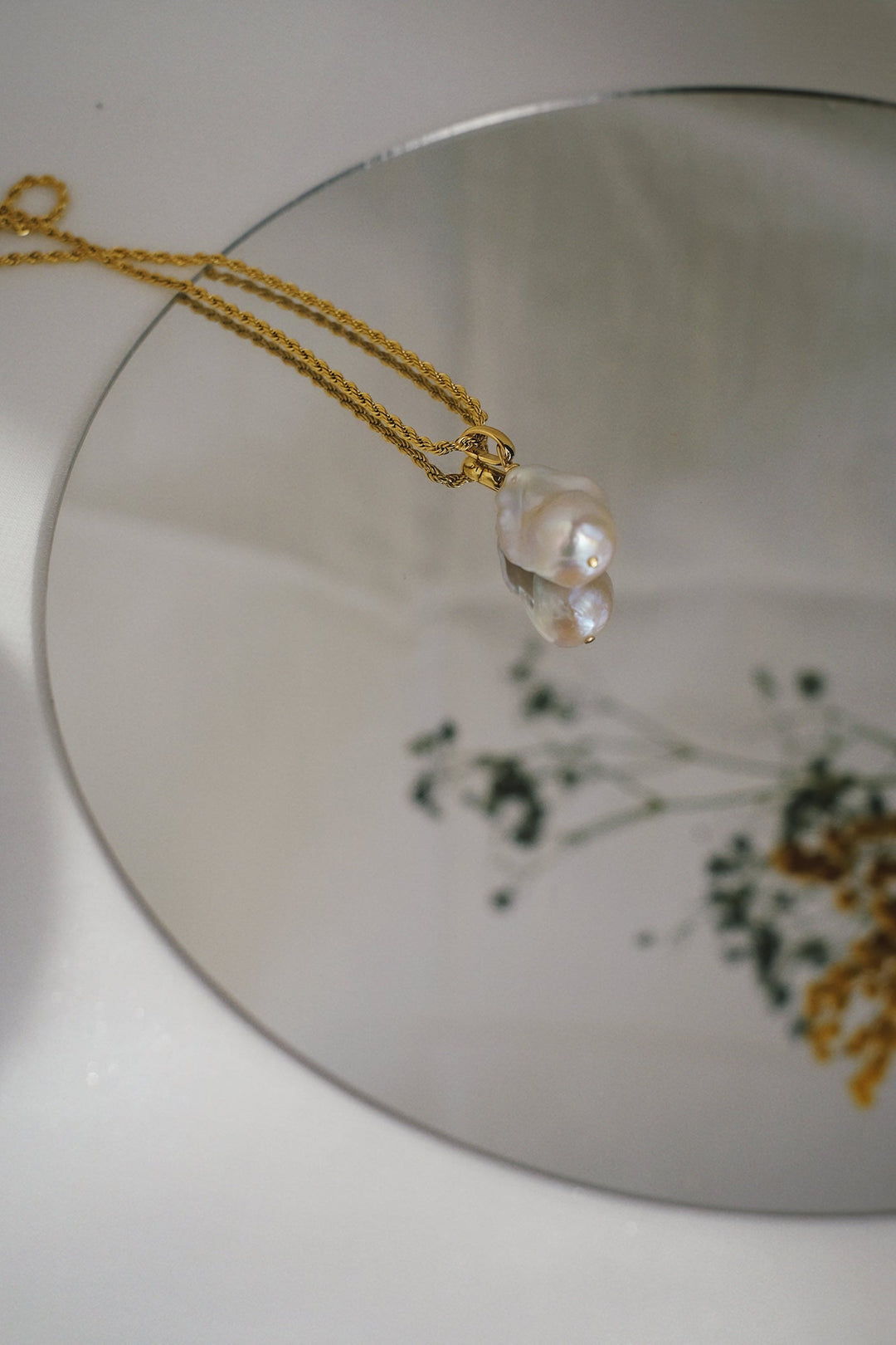 Baroque pearls resemble abstract or organic forms, therefore highly sought after for their artistic and organic appeal.