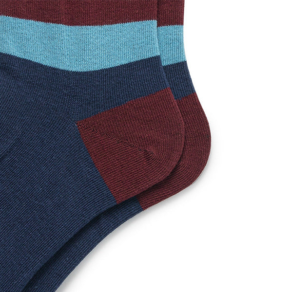 A close look at the heels of this pair of quality socks for men.