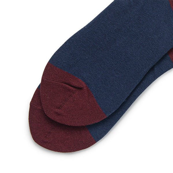 Close-up showing the quality of the material, which resists pilling and retains its appearance even after numerous washes.