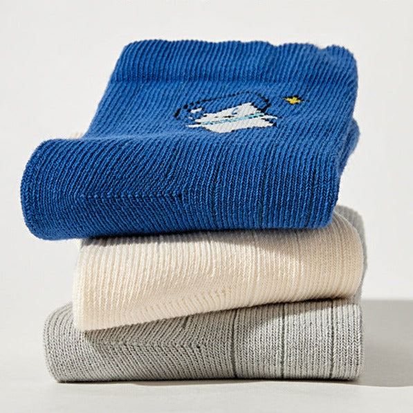 This children's sock set features three of the most versatile colors for young children.